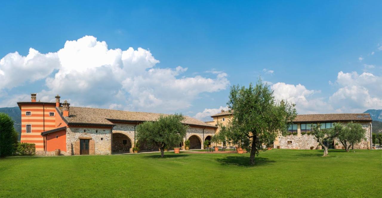 Tenuta La Presa Caprino Veronese Luaran gambar