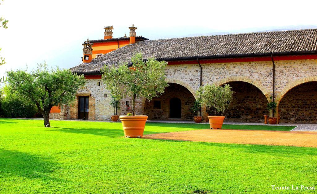 Tenuta La Presa Caprino Veronese Luaran gambar