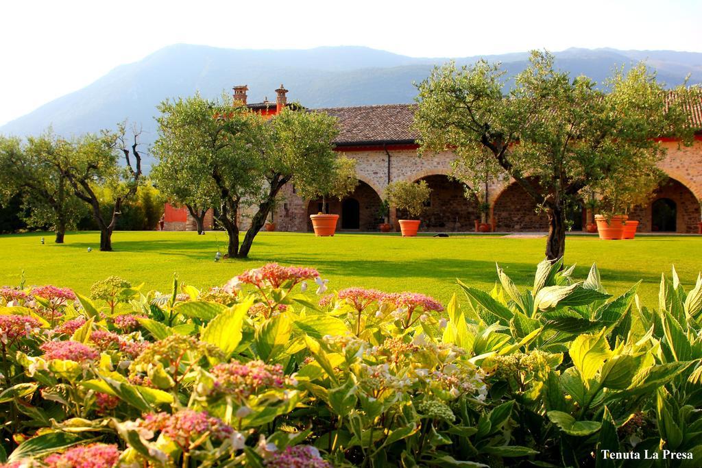 Tenuta La Presa Caprino Veronese Luaran gambar
