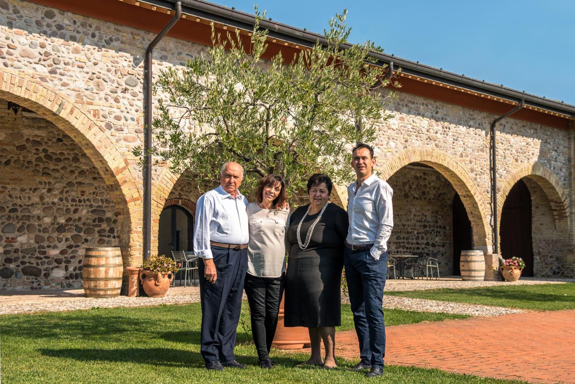 Tenuta La Presa Caprino Veronese Luaran gambar