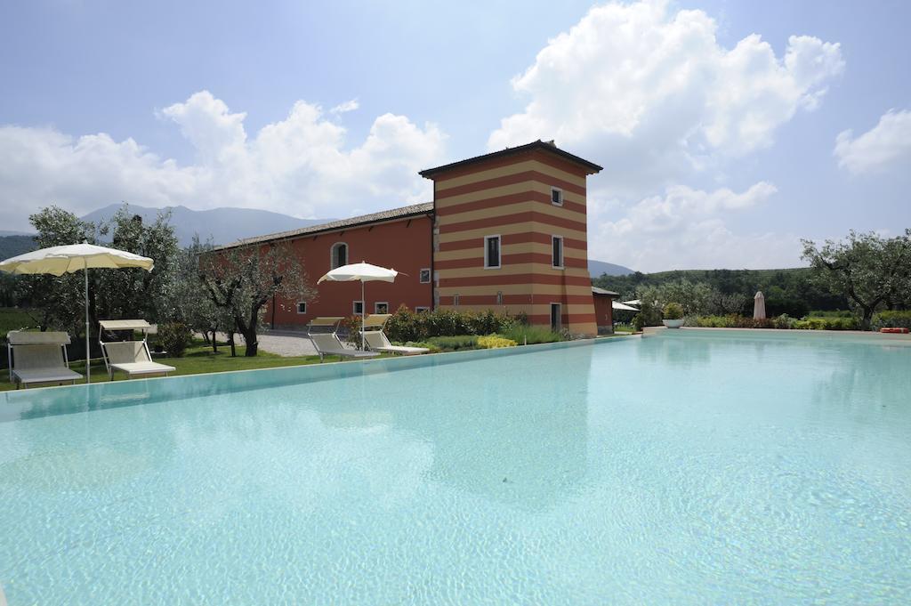 Tenuta La Presa Caprino Veronese Luaran gambar