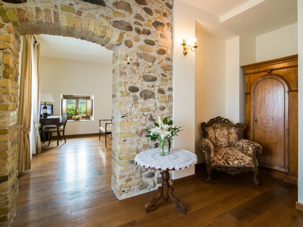 Tenuta La Presa Caprino Veronese Luaran gambar