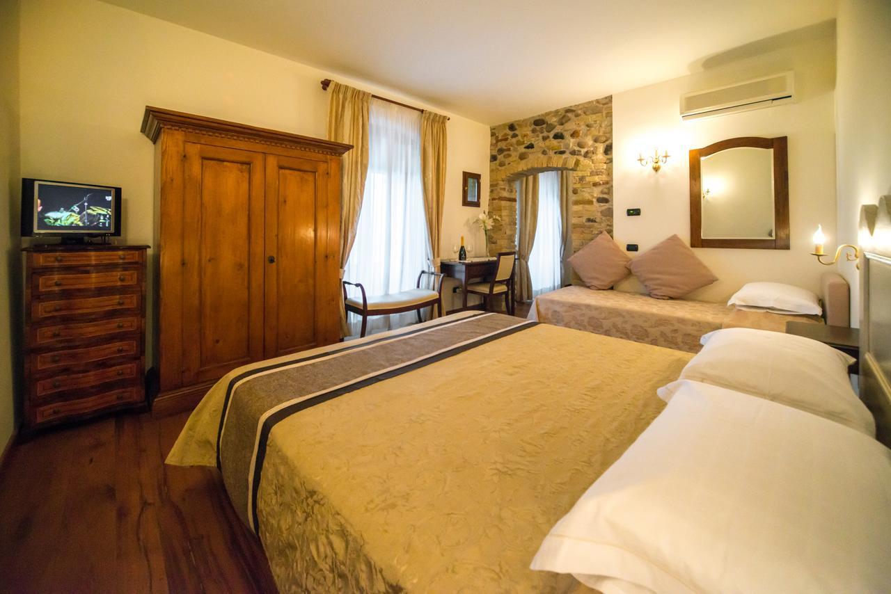 Tenuta La Presa Caprino Veronese Luaran gambar